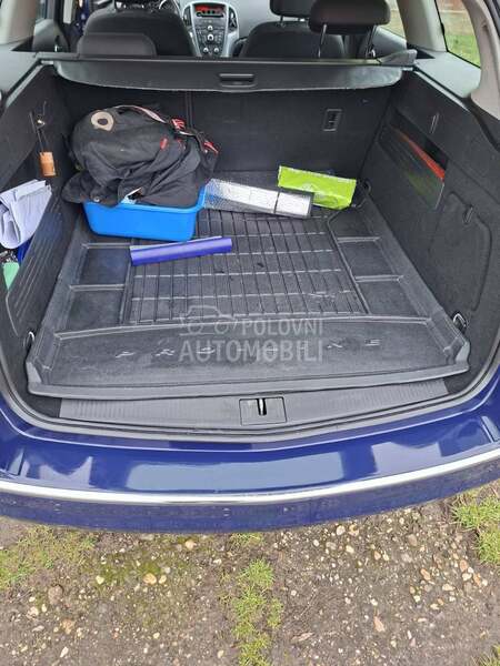 Opel Astra J 1.7 CDTI