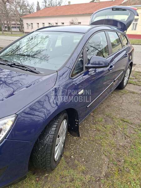 Opel Astra J 1.7 CDTI