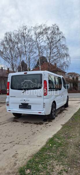 Renault Trafic 2.0  9 mesta