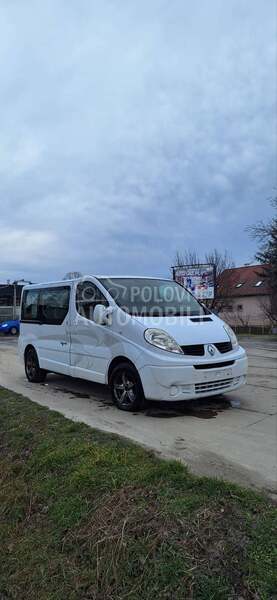 Renault Trafic 2.0  9 mesta