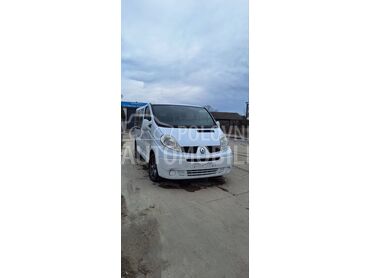 Renault Trafic 2.0  9 mesta