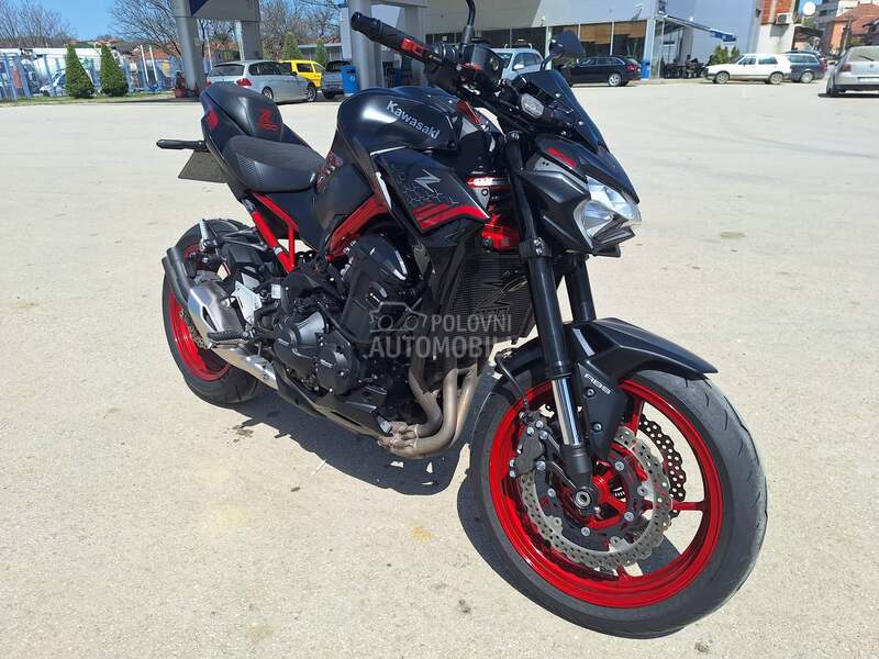Kawasaki Z900