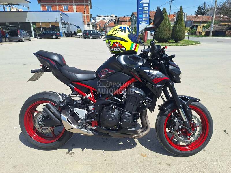 Kawasaki Z900