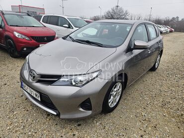 Toyota Auris 1.4B