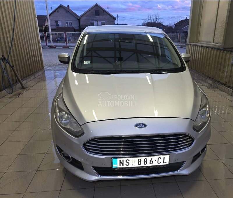 Ford S-Max 