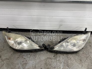 Far levi i desni za Mazda 5 od 2008. do 2010. god.