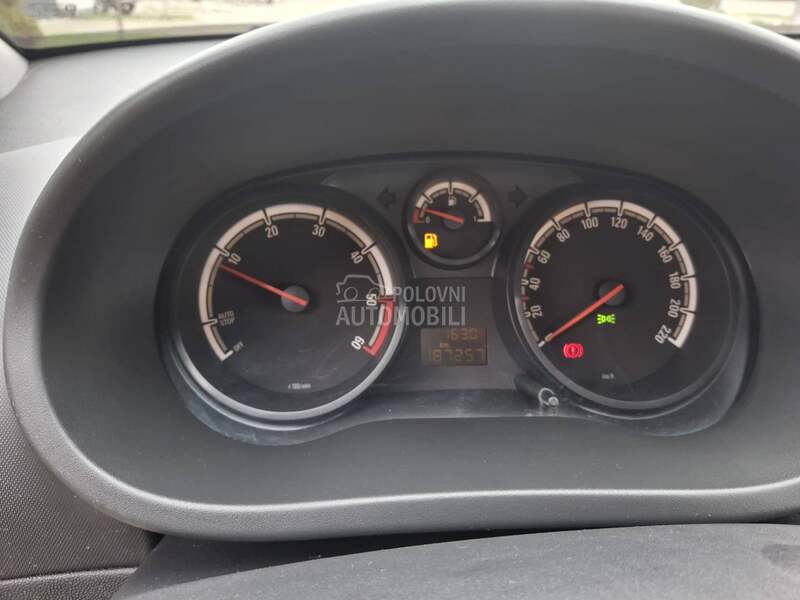 Opel Corsa D 1.3