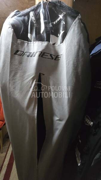 Dainese dvodelino odelo