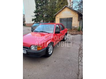 Ford Escort 
