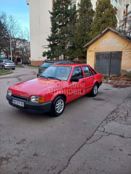 Ford Escort 