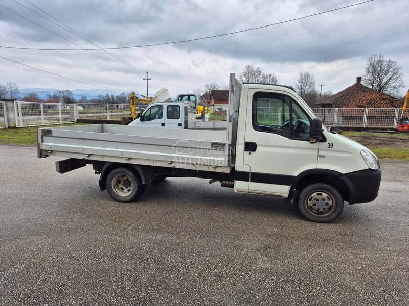 Iveco 35C17