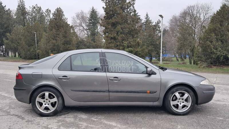 Renault Laguna 
