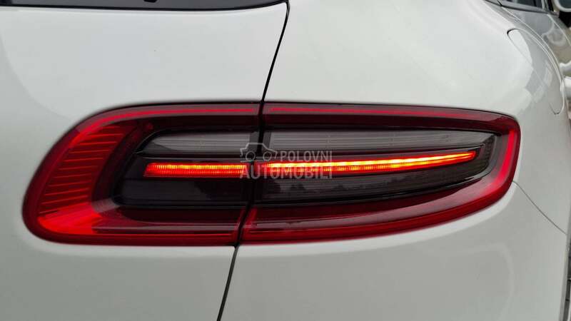 Porsche Macan 
