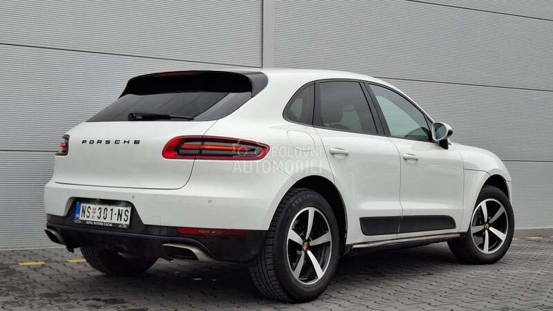 Porsche Macan 
