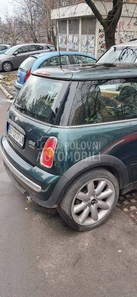 MINI One 