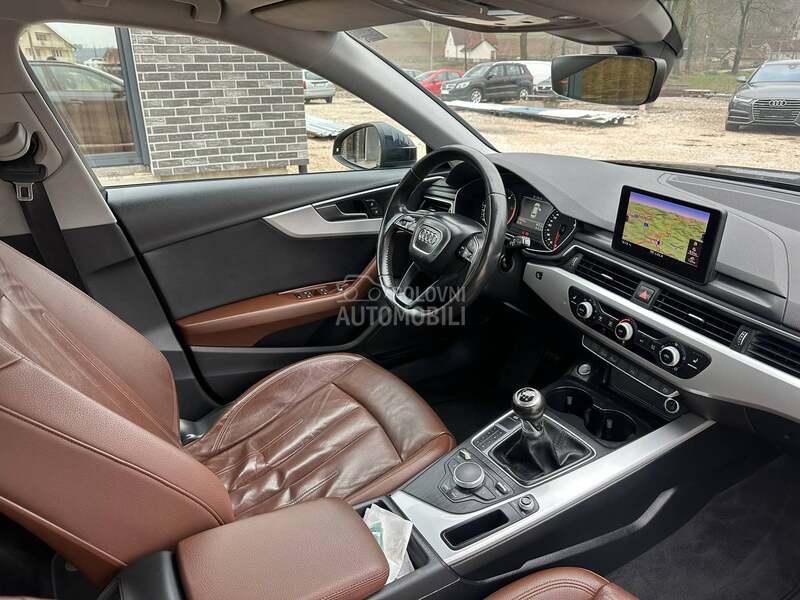 Audi A4 2.0 TDI Matrix