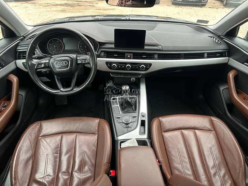 Audi A4 2.0 TDI Matrix
