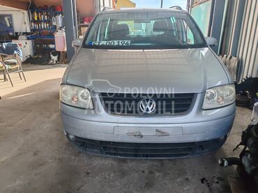 Delovi za Volkswagen Touran 2003. god.