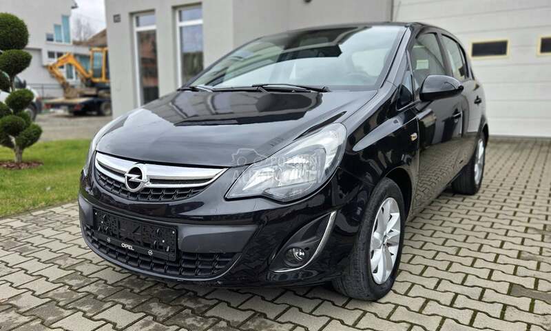Opel Corsa D V.servis/Navi