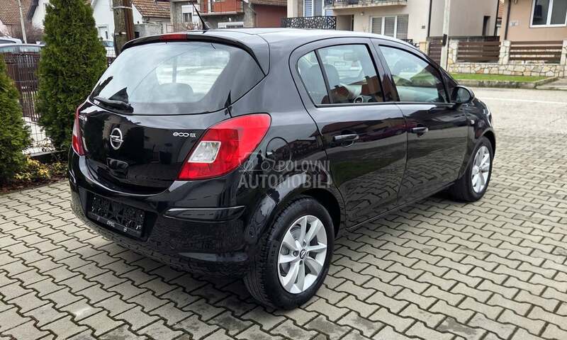 Opel Corsa D V.servis/Navi