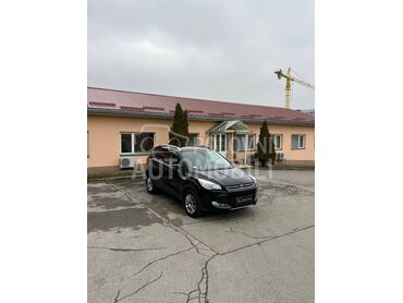 Ford Kuga aut 4x4