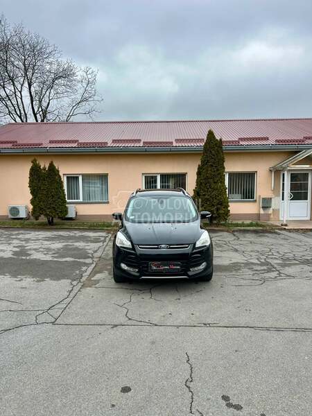 Ford Kuga aut 4x4