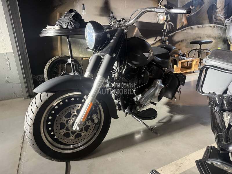 Harley Davidson Fat Boy low
