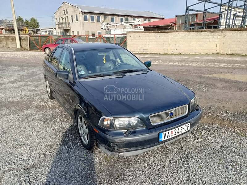 Volvo S40 