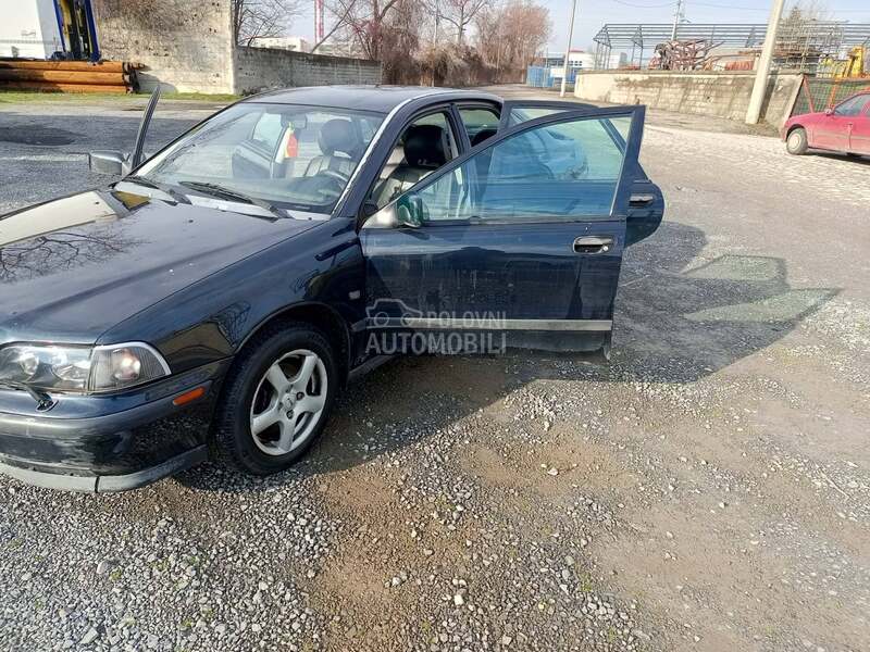 Volvo S40 