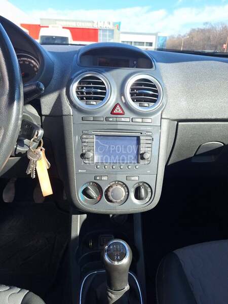 Opel Corsa D 1.3