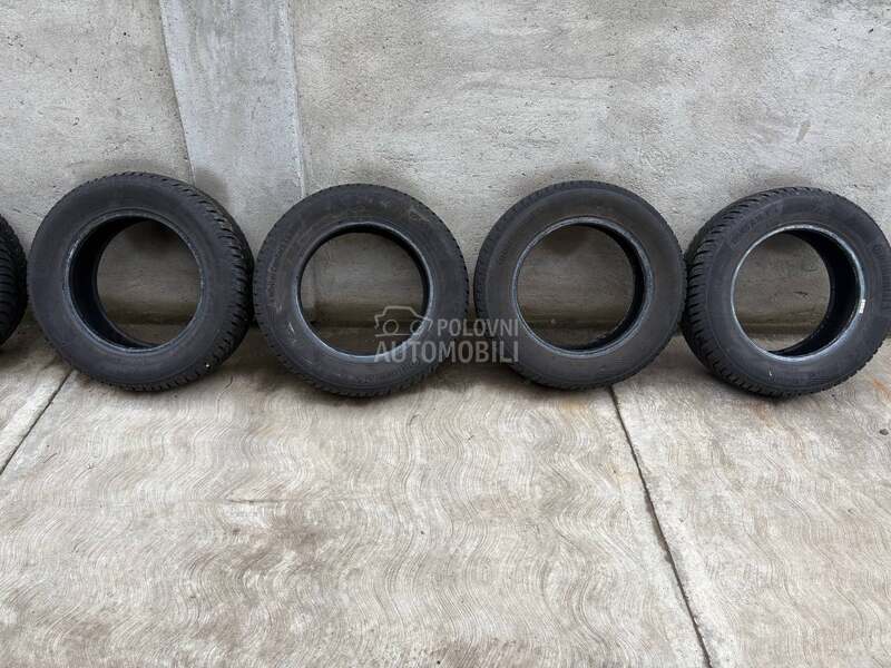 Continental 195/65 R15 Zimska