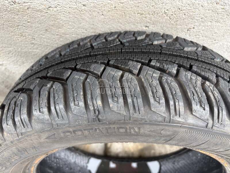 Uniroyal 185/55 R15 Zimska