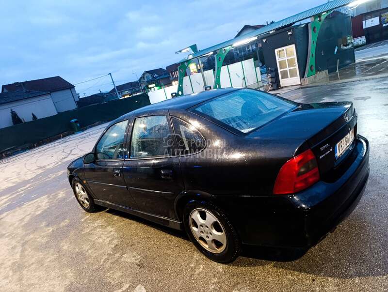 Opel Vectra B 