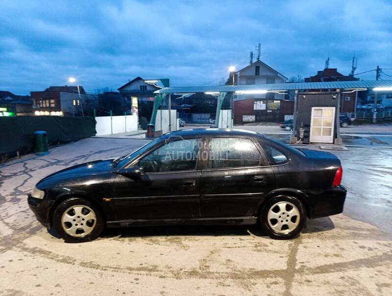 Opel Vectra B 