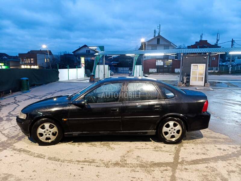 Opel Vectra B 