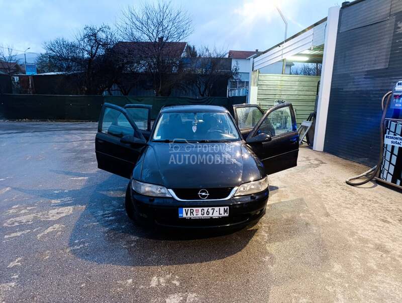Opel Vectra B 