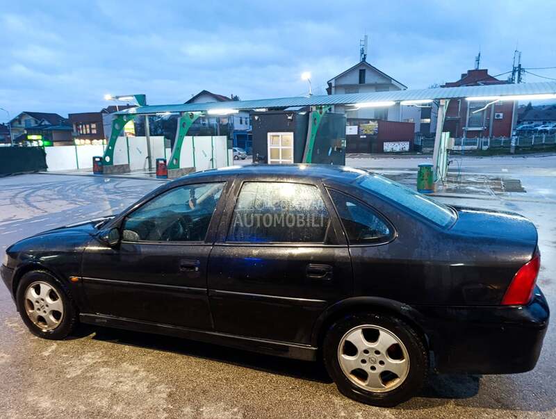 Opel Vectra B 