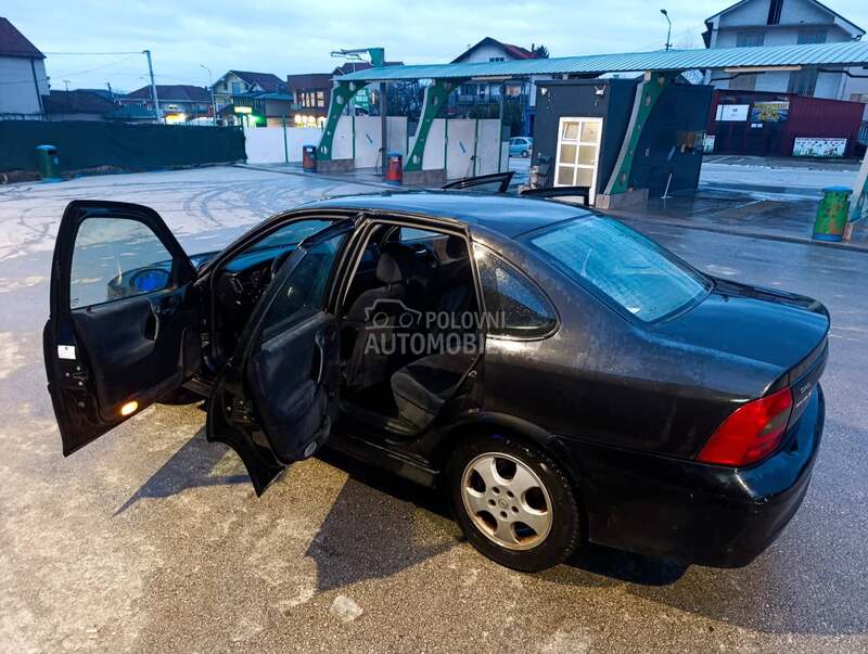 Opel Vectra B 