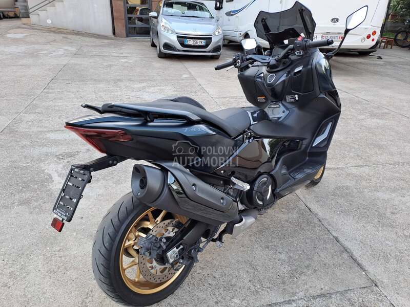 Yamaha Tmax Techmax t max 560