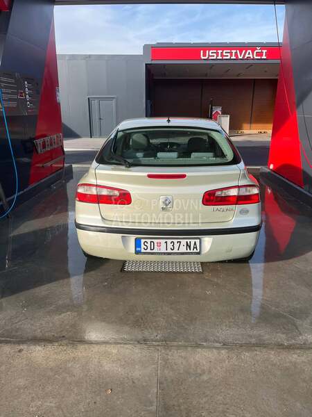 Renault Laguna 
