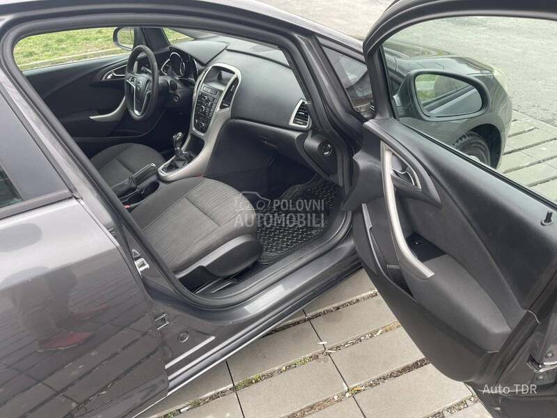 Opel Astra J 1.3 CDTI