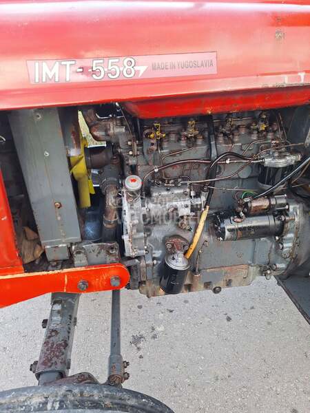IMT 558 motor s44