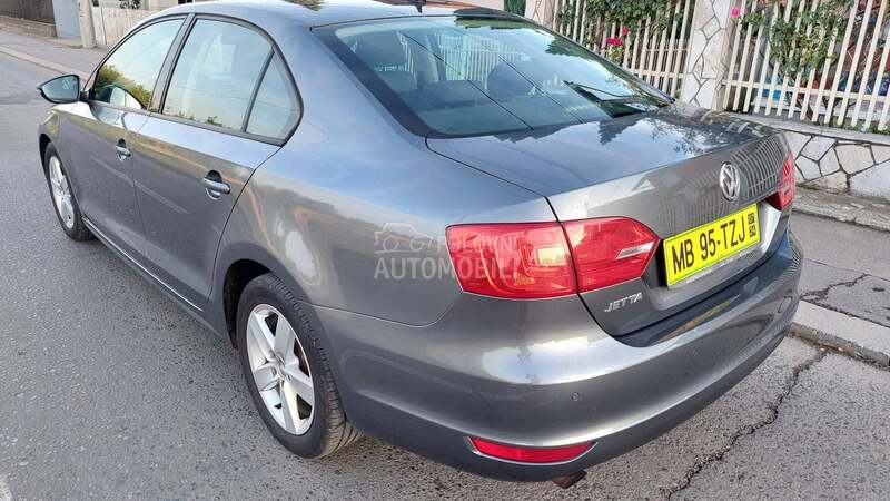 Volkswagen Jetta 