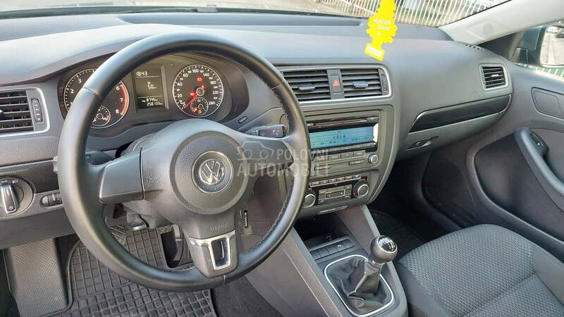 Volkswagen Jetta 