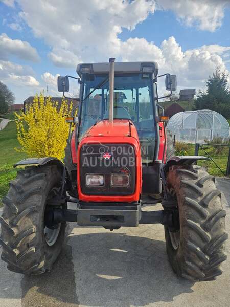 Massey Ferguson 4245