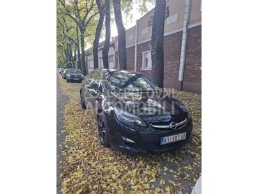 Opel Astra J 1.4 turbo