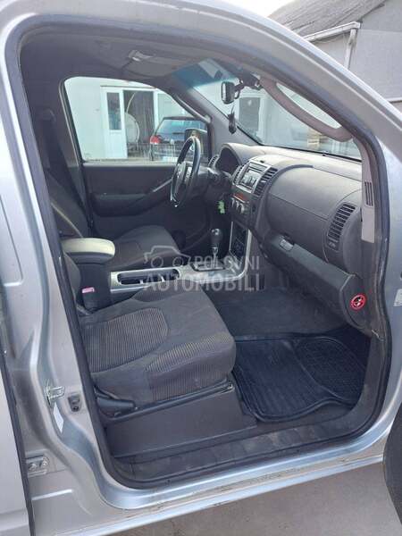 Nissan Pathfinder 