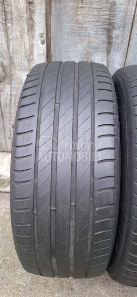 Kleber 215/50 R17 Letnja