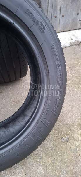 Kleber 215/50 R17 Letnja