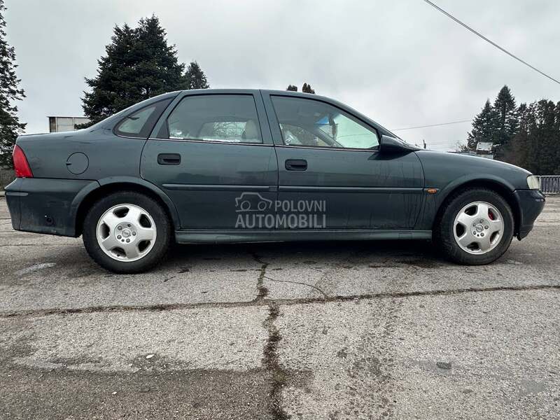 Opel Vectra B 
